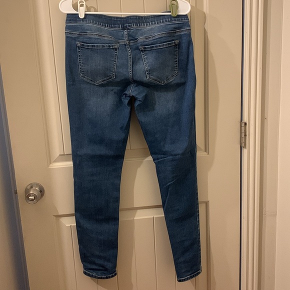 Maurice’s Stretch Skinny Jeans - Picture 2 of 4